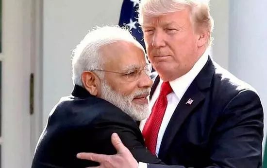 乐天排列三第18096期分析：单挑一注582