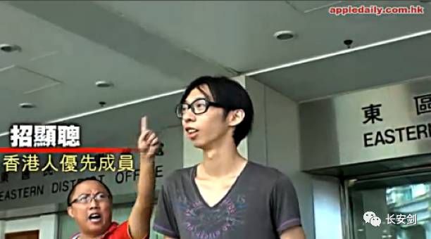 周末西甲关键战要首发？武磊训练中穿象征主力背心