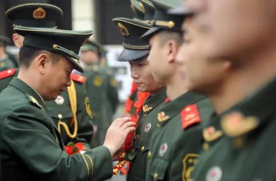 上善若水福彩3D第18026期分析：末位看好0 1 3