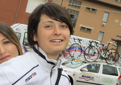 La nostra Simona Martini, a riposo indossa Macron®